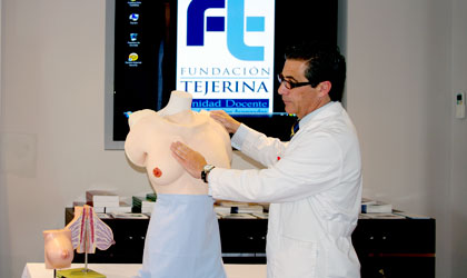 Taller de Habilidades y Simulación en Patología Mamaria Fundación Tejerina 6
