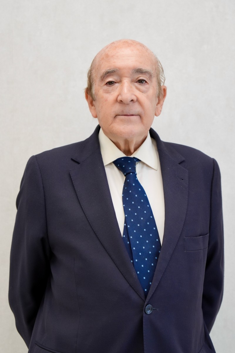 Dr. Armando Tejerina